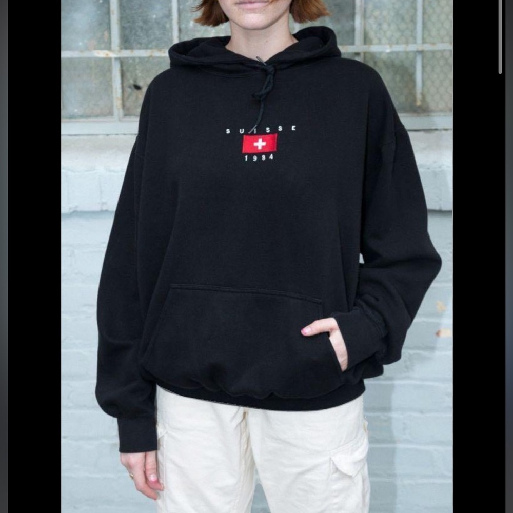Brandy Melville Women's Black Hoodie